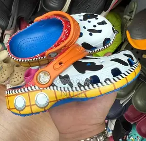Kids Iconic Crocs
