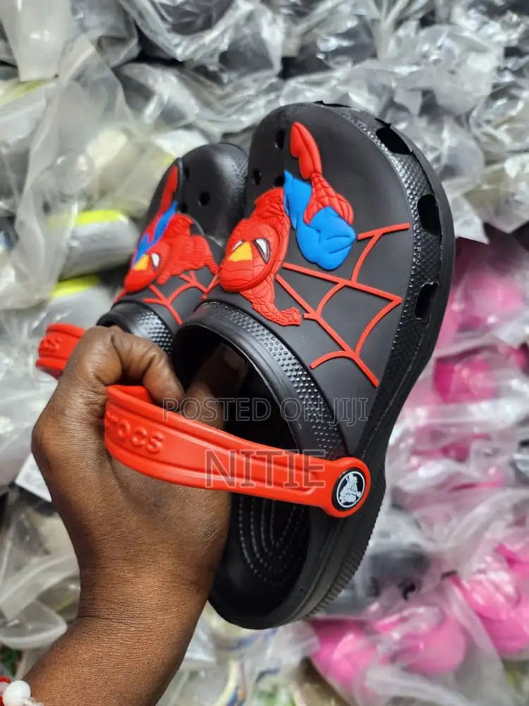 Kids Iconic Crocs