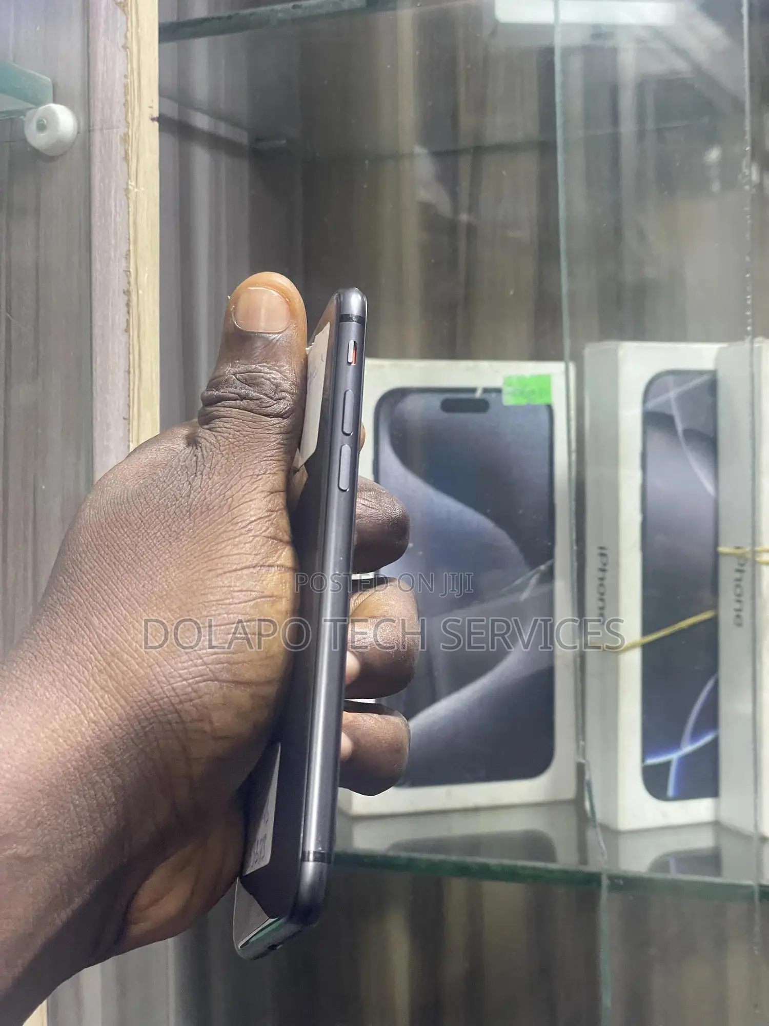 Apple iPhone 8 64 GB Black
