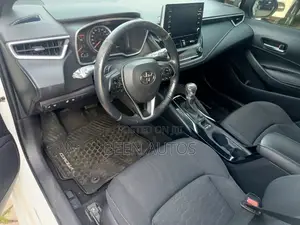 Toyota Corolla SE 2020 White
