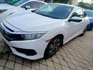 Honda Civic Touring 2dr Coupe (1.5L 4cyl) 2017 White