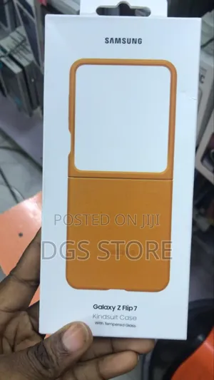 Samsung Galaxy Z Flip 7 Case With Screen Protector