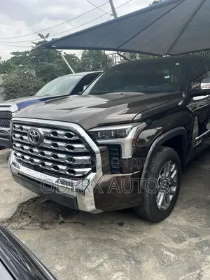 Photo - Toyota Tundra 1794 Edition CrewMax 6.5' Bed 2024 Brown