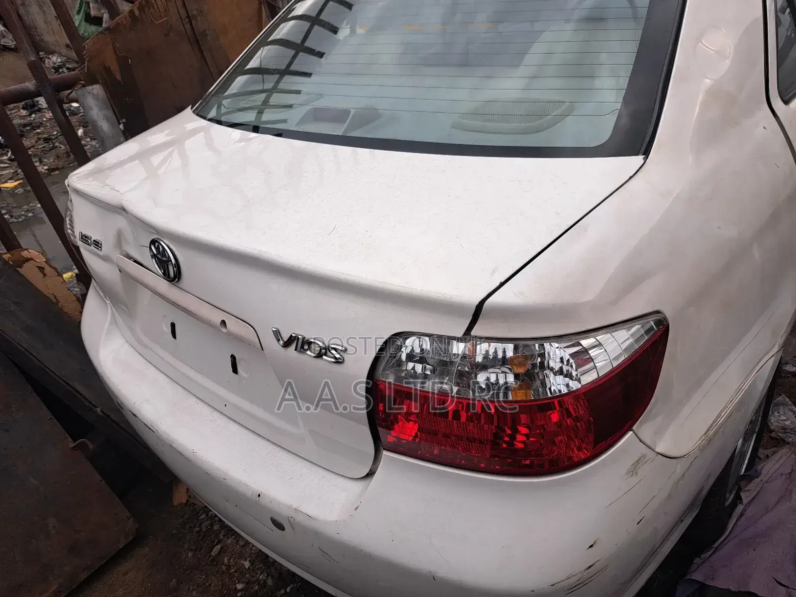 Toyota Vios 2005 White