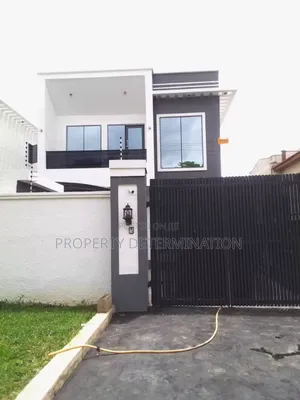 5bdrm Duplex in Omole Phase 2 Estate for sale