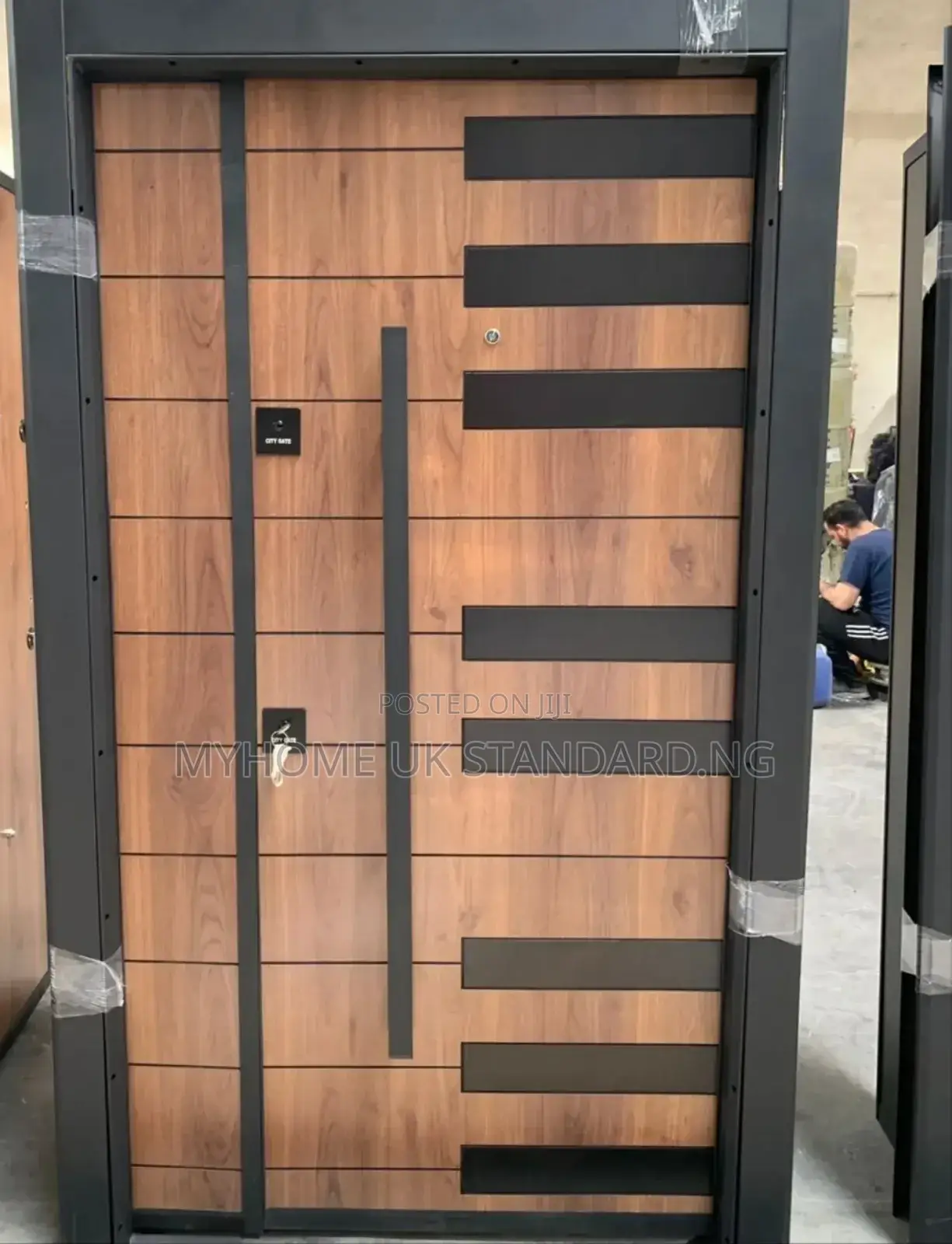 4ft Luxury Door Imported Q23
