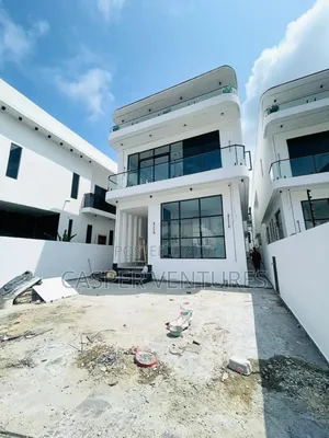 5bdrm Duplex in Royal, Lekki for sale