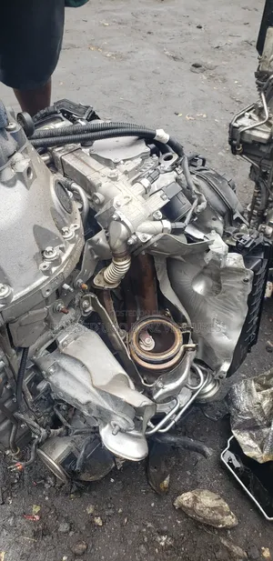 Complete Engine 205 C300 015
