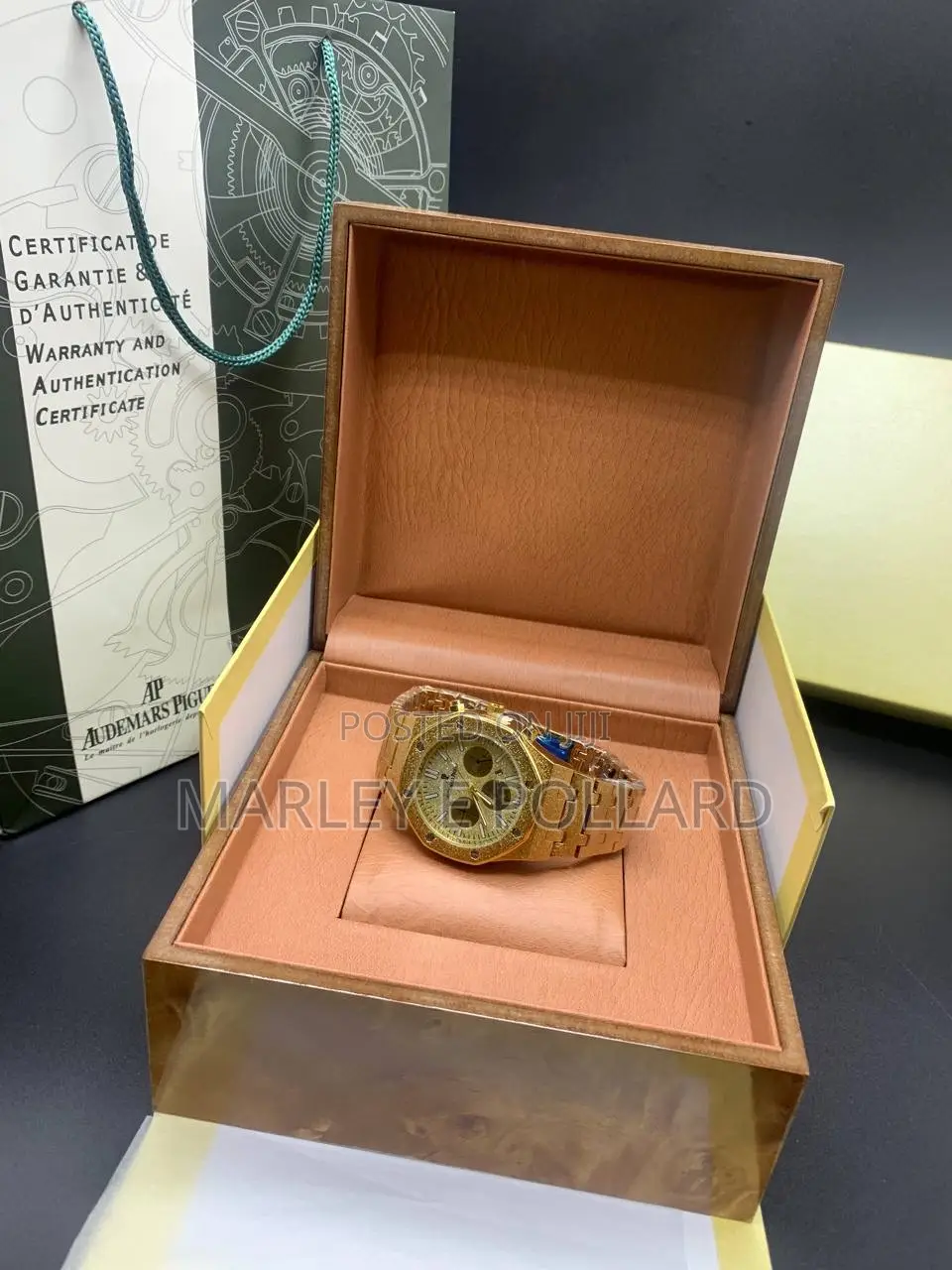 Gold Plain Analog Hublot Watch