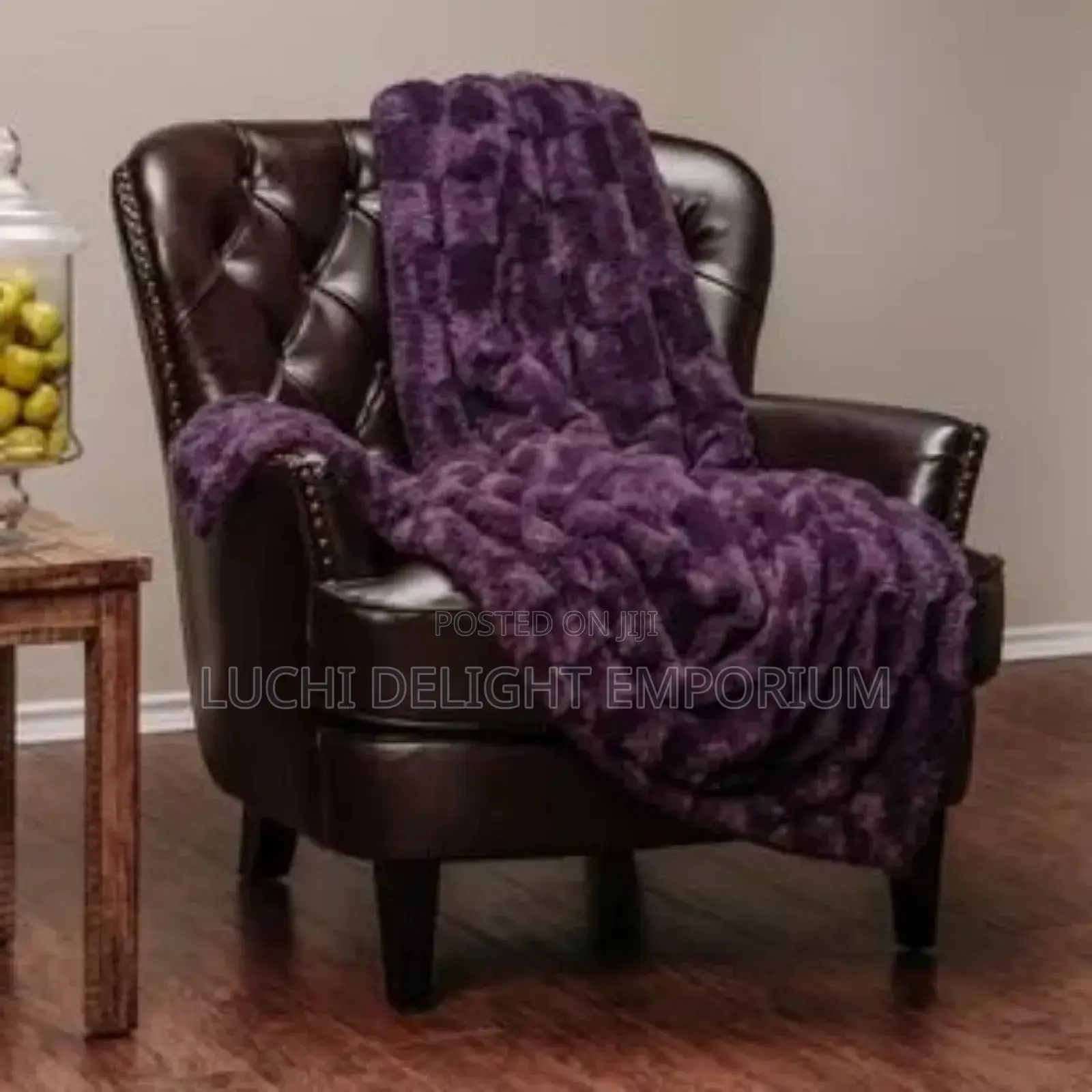 Stay Warm and Cozy With This Premium-Quality Blanket