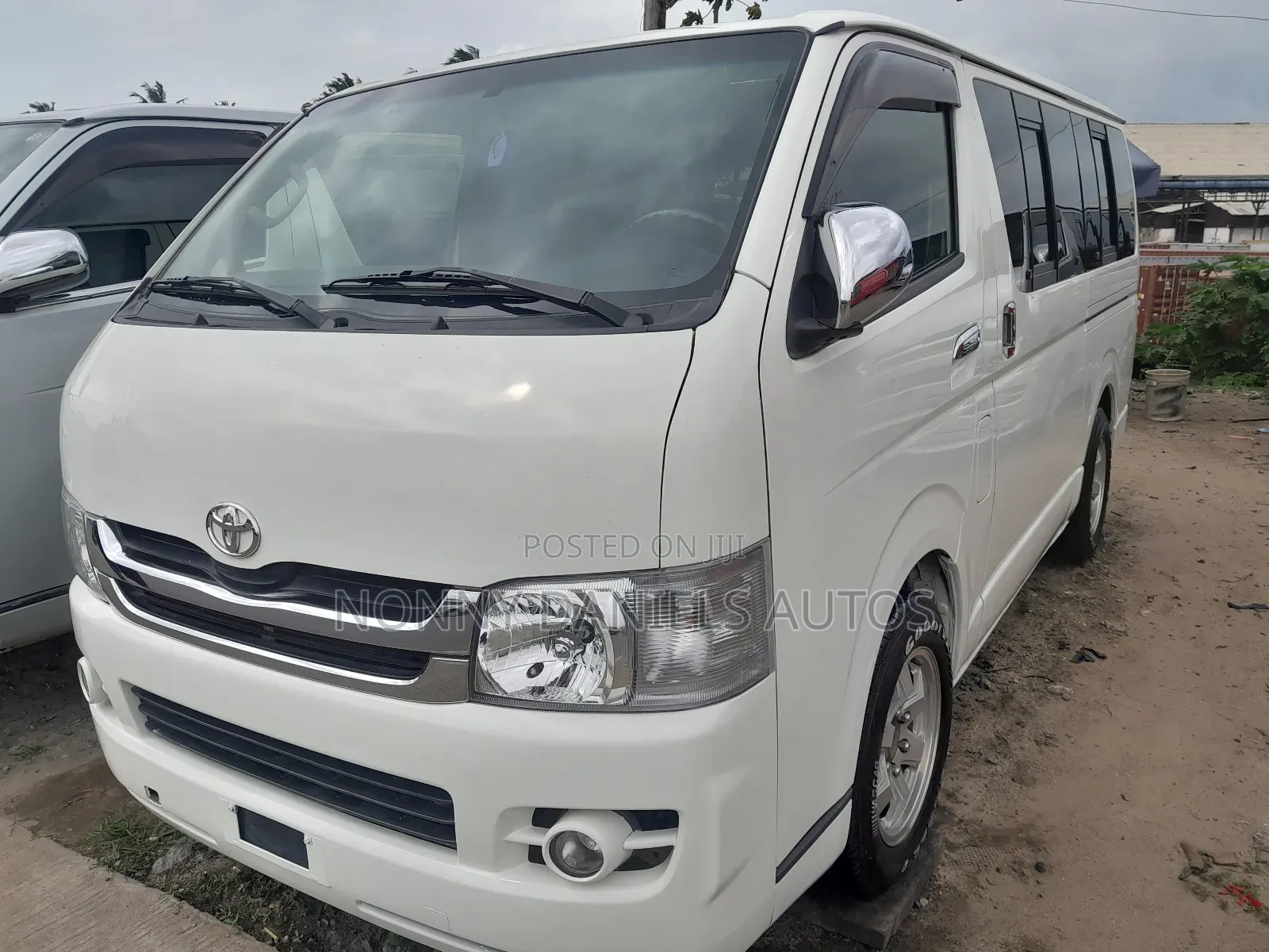 Toyota HiAce 2008 White
