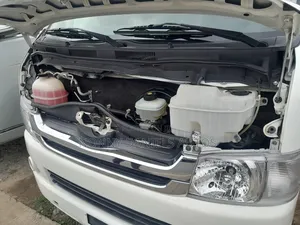 Toyota HiAce 2008 White