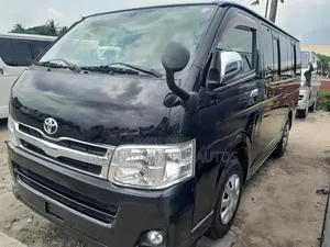 Toyota HiAce 2011 Black