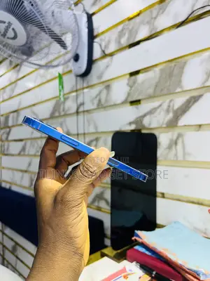 Apple iPhone 12 64 GB Blue