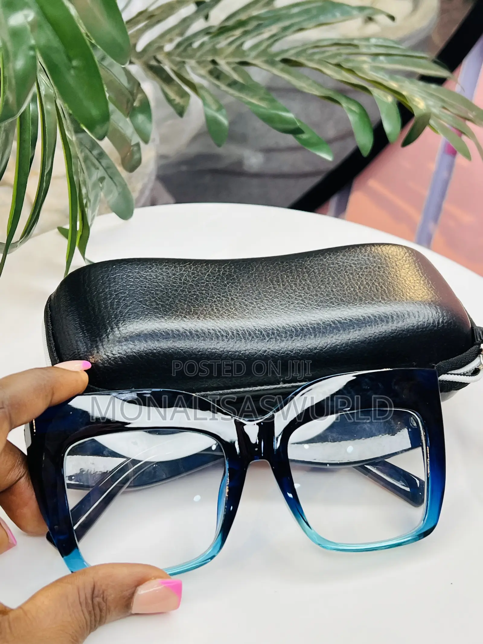 Blue Sunshade