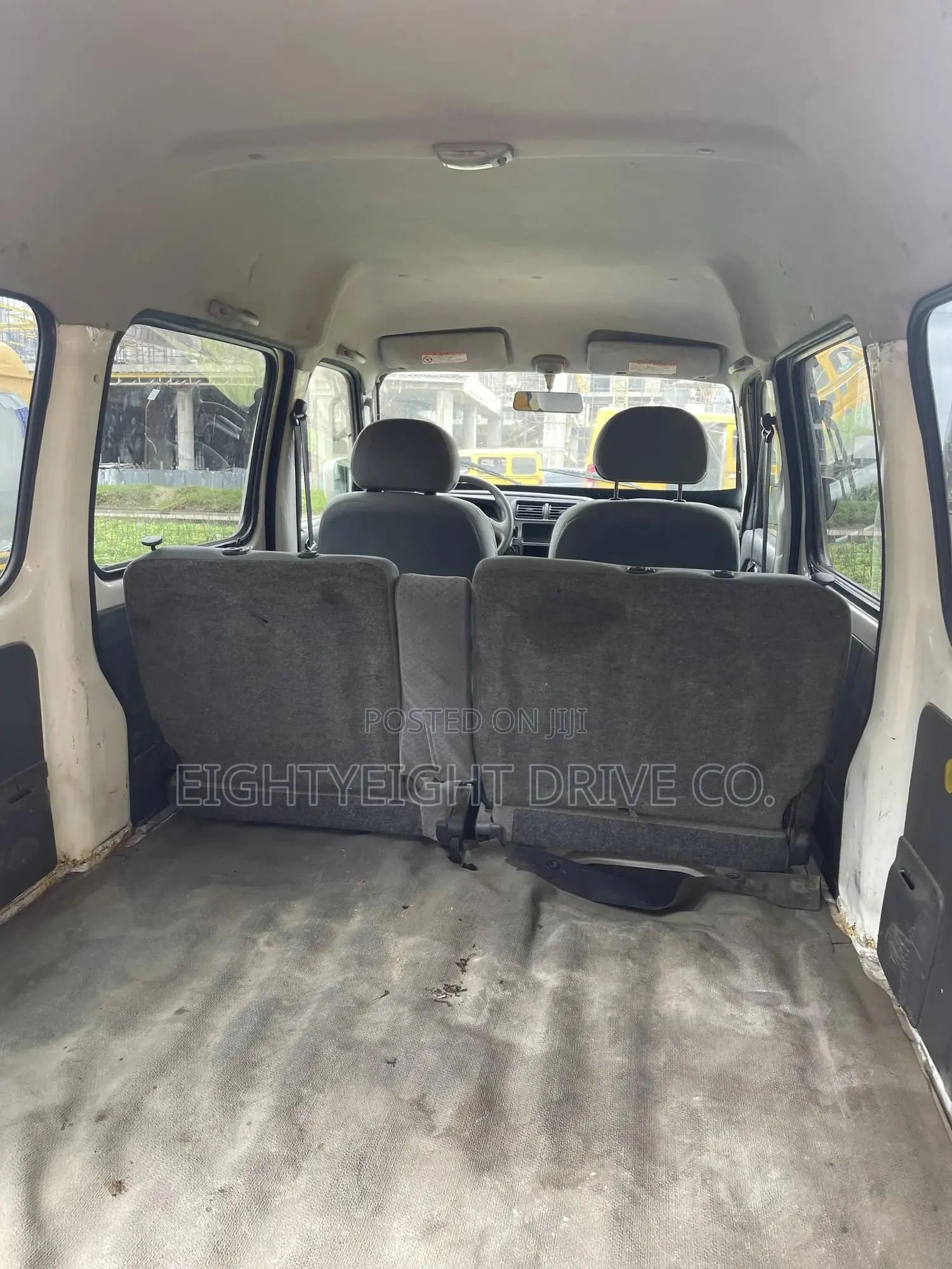 Suzuki APV Minibus 2010 White