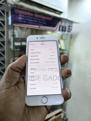 Photo - Apple iPhone 7 32 GB