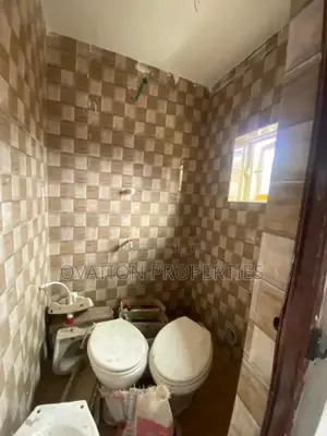 2bdrm Apartment in Randle, Surulere for sale