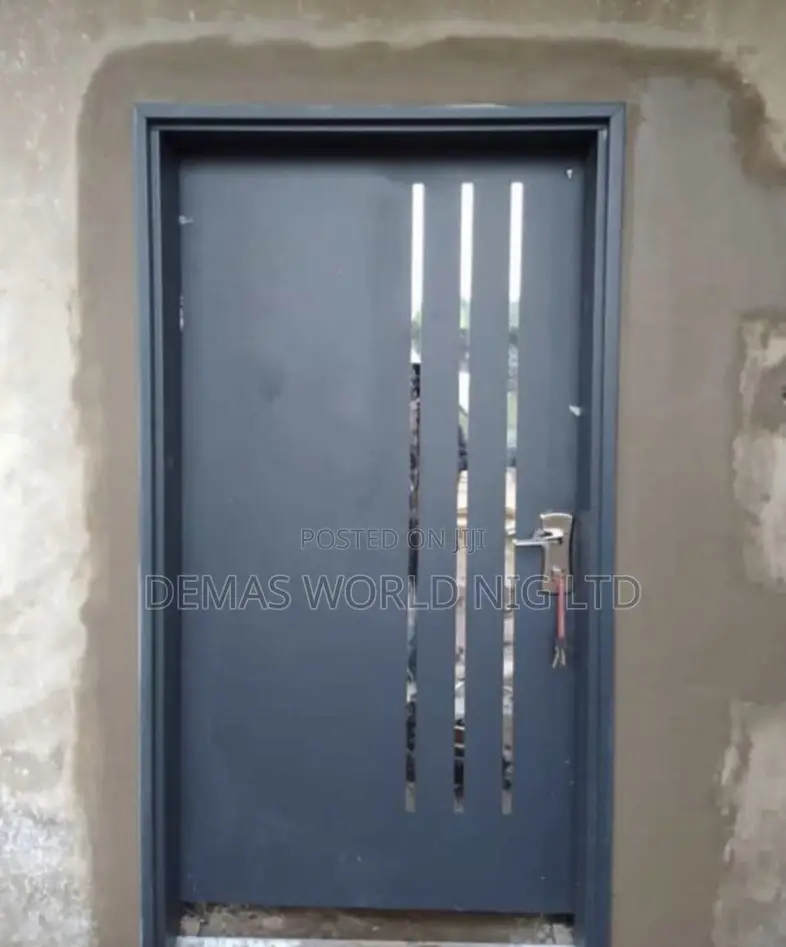 Israeli Door With 3 Line