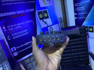 Macikie Hm-4 Headphone Amplifier
