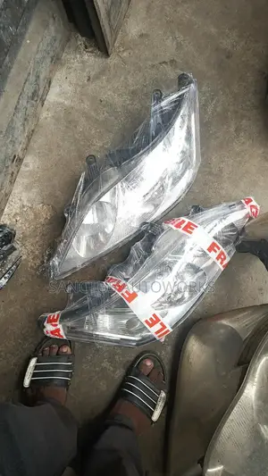 Headlight Es350 2008