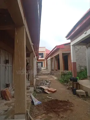Commercial Shop