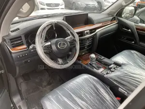 Lexus LX 570 (5 seats) AWD 2016 Black