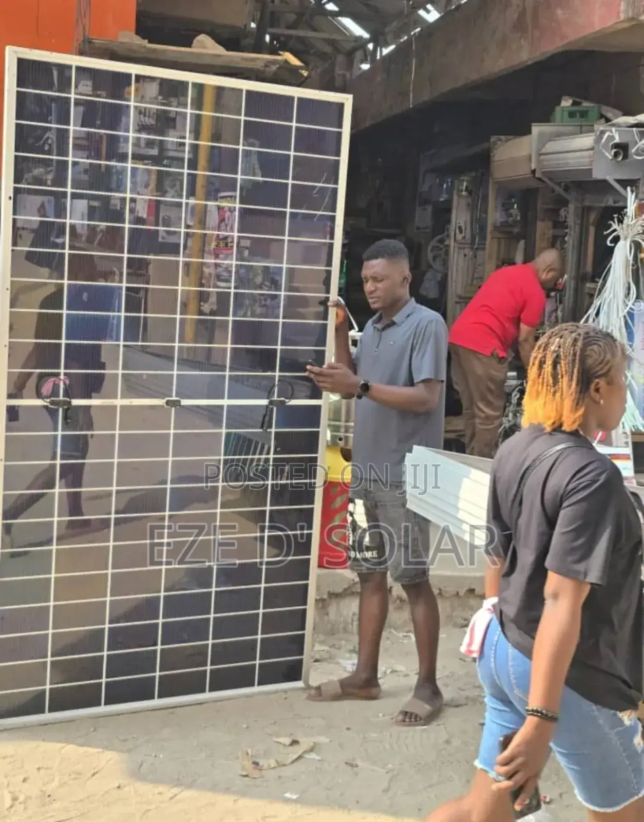 600w Jinko Solar Panel