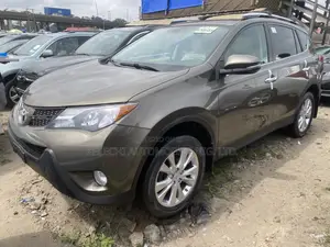 Toyota RAV4 Limited AWD (2.5L 4cyl 6A) 2013 Gray