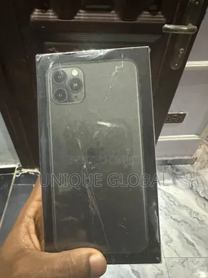 New Apple iPhone 11 Pro Max 256 GB Green