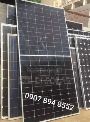 555w Jinko Solar Panel