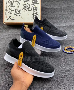 Easy Wear Sneakers