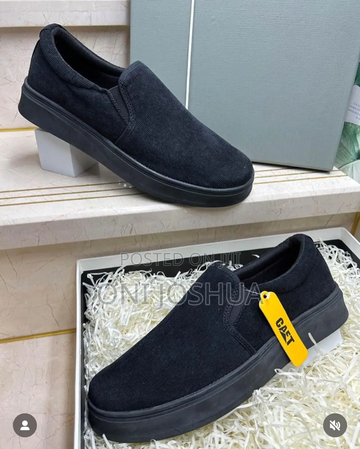 Easy Wear Sneakers