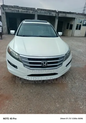 Honda Accord Crosstour 2009 White