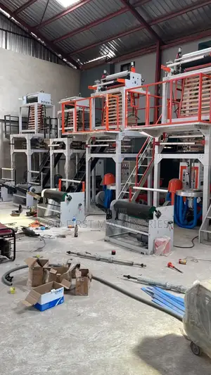 Extruding Machine