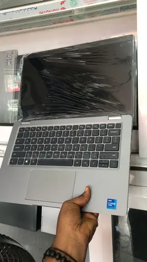 Laptop Dell Latitude 5420 16GB Intel Core i7 SSD 512GB