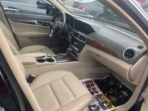 Mercedes-Benz C300 Luxury 4Matic Sedan AWD (3.5L 6cyl 7A) 2013 Black