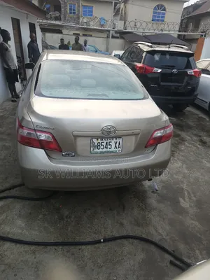 Toyota Camry 2.4 LE 2008 Gold