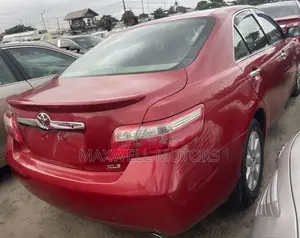 Toyota Camry XLE 4dr Sedan (2.4L 4cyl 5A) 2009 Red