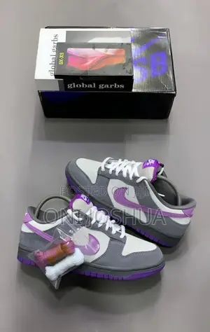 Dunk Sneakers