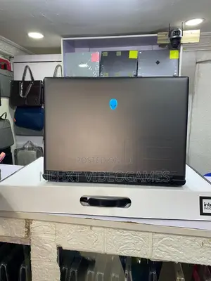 New Laptop Alienware M17x R2 16GB Intel Core I9 SSD 1T
