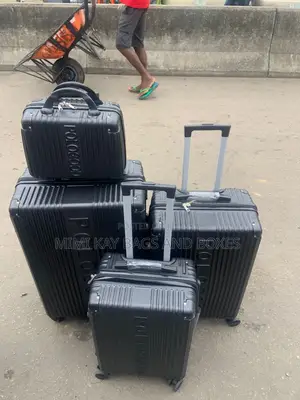 Complete Set of Rubber Luggage 110,000
