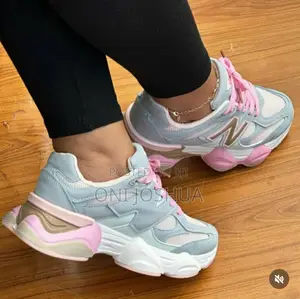 Lady’S New Sneakers