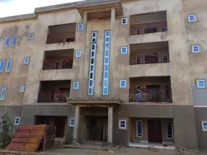 3bdrm Block of Flats in Unnamed, Lugbe District for sale