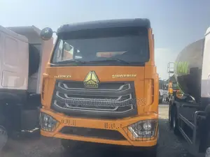 Super Clean and Sharp Sinotruck Howo Tipper