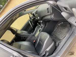 Toyota Highlander SE 2012 Gray