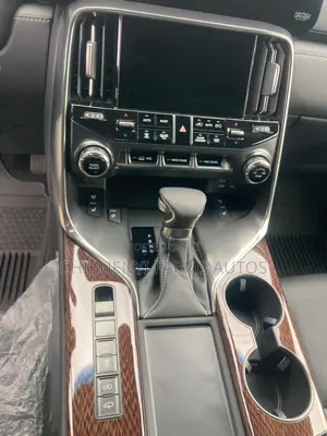 New Lexus LX 2025 White