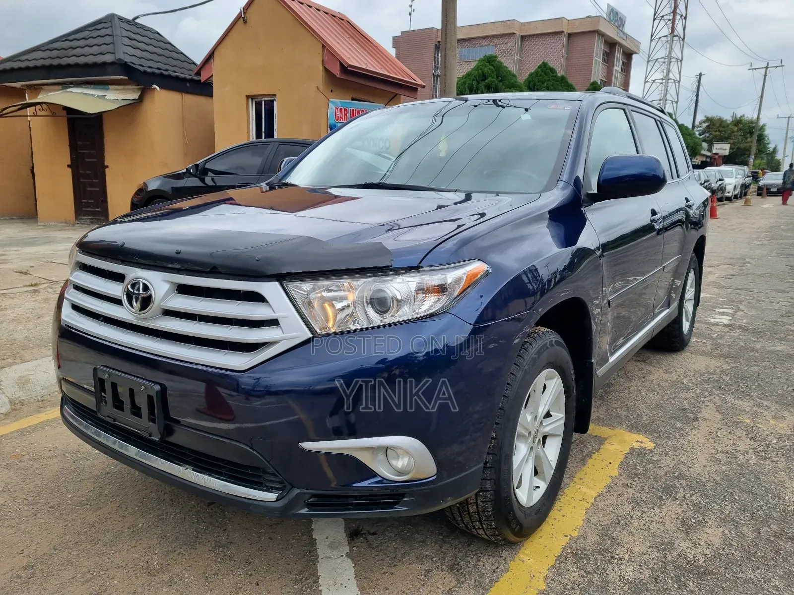 Toyota Highlander SE 2012 Blue