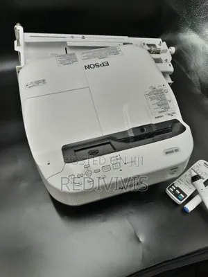 Epson Eb-595wi Ultra-Short- Throw Interactive 3lcd Projector - Wxga,