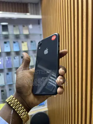 Apple iPhone XR 64 GB Black